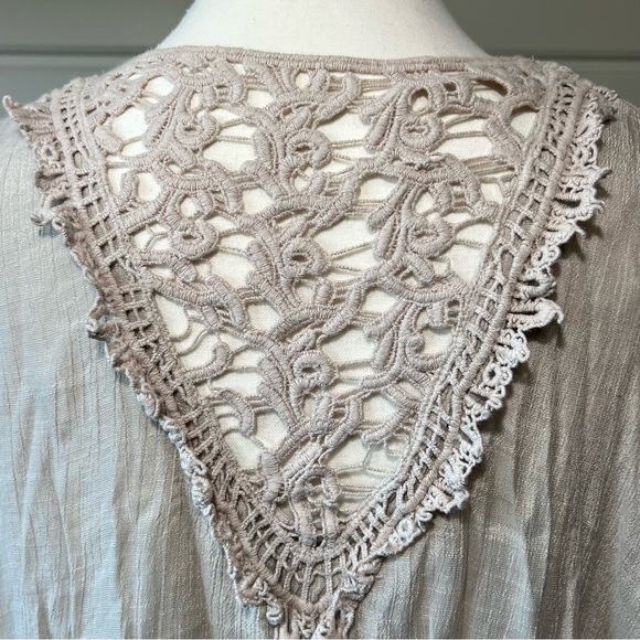 Apt 9 Lace Trim Bohemian Tunic Top Flowy Asymmetrical Boho Beige Blouse Small - Picture 3 of 7